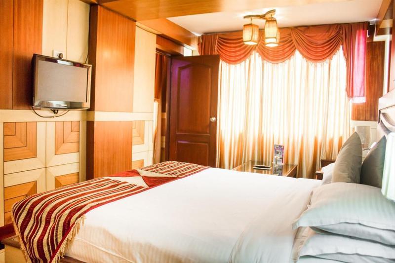 Ponmariresidency Hotel Ooty Exterior photo